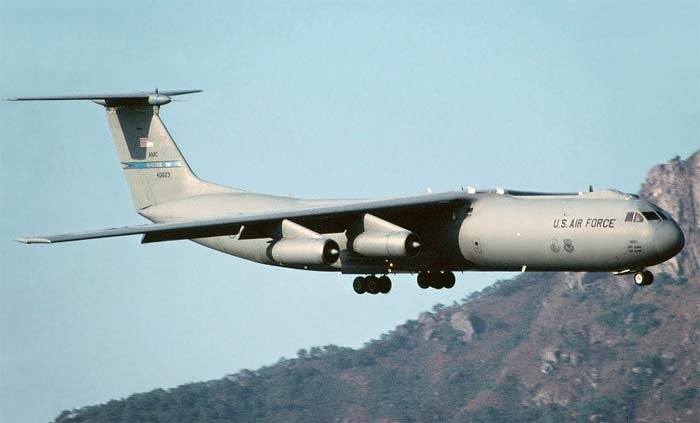 C-141B Starlifter