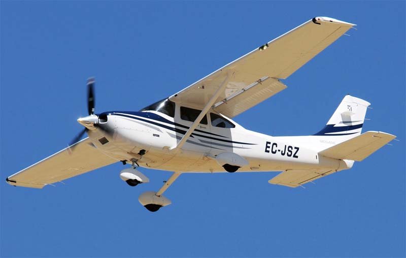 Cessna 182 Skyline