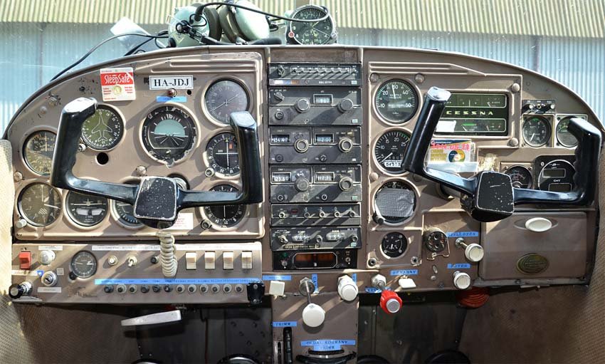Cessna 182 Skyline