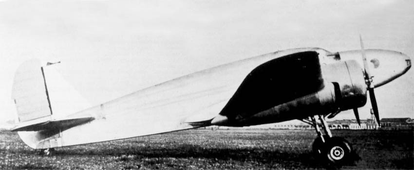 Ca.310 Libeccio avión militar