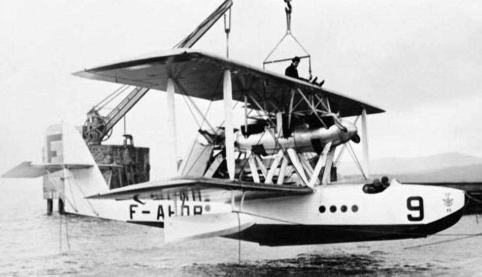 Hidroavión CAMS 33