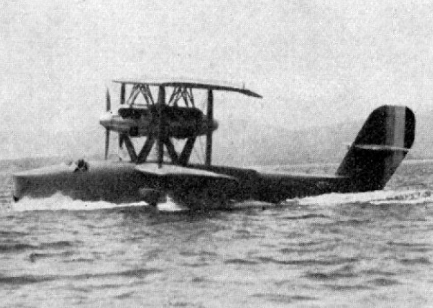 Hidroavión CAMS 33
