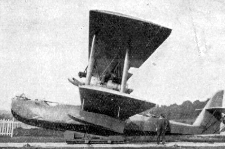Hidroavión CAMS 33