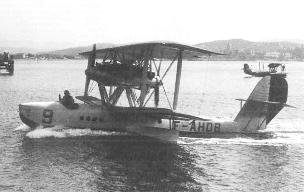 Hidroavión CAMS 33