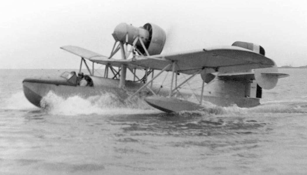 CAO.300 ED-2 hidroavión de entrenamiento