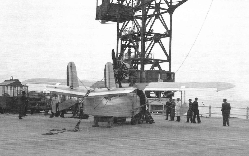 CAO.300 ED-2 hidroavión de entrenamiento