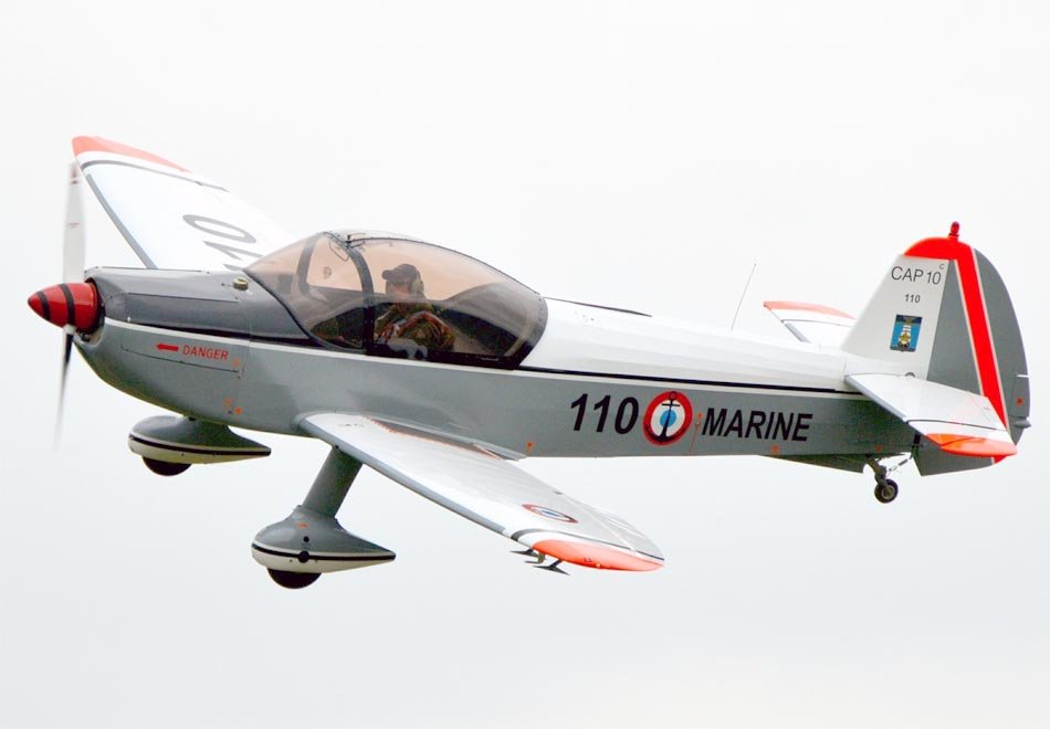 Mudry CAP.10 B avión acrobático