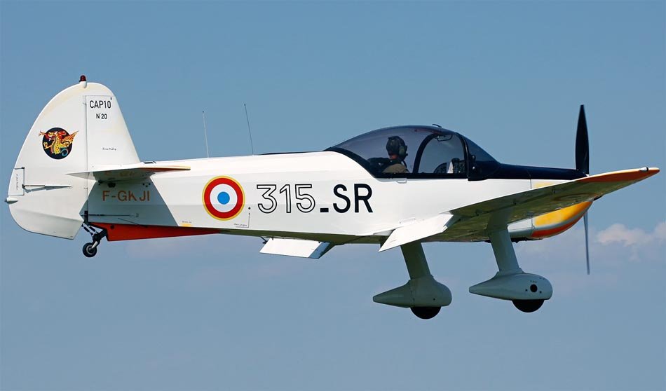 Mudry CAP.10 B avión acrobático