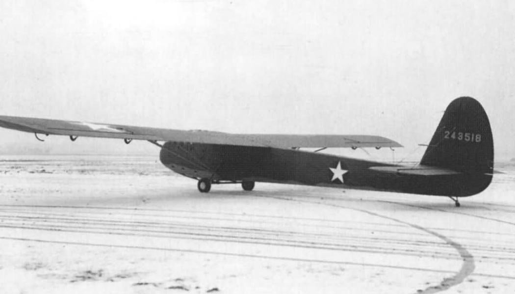 CG-3 planeador de carga militar