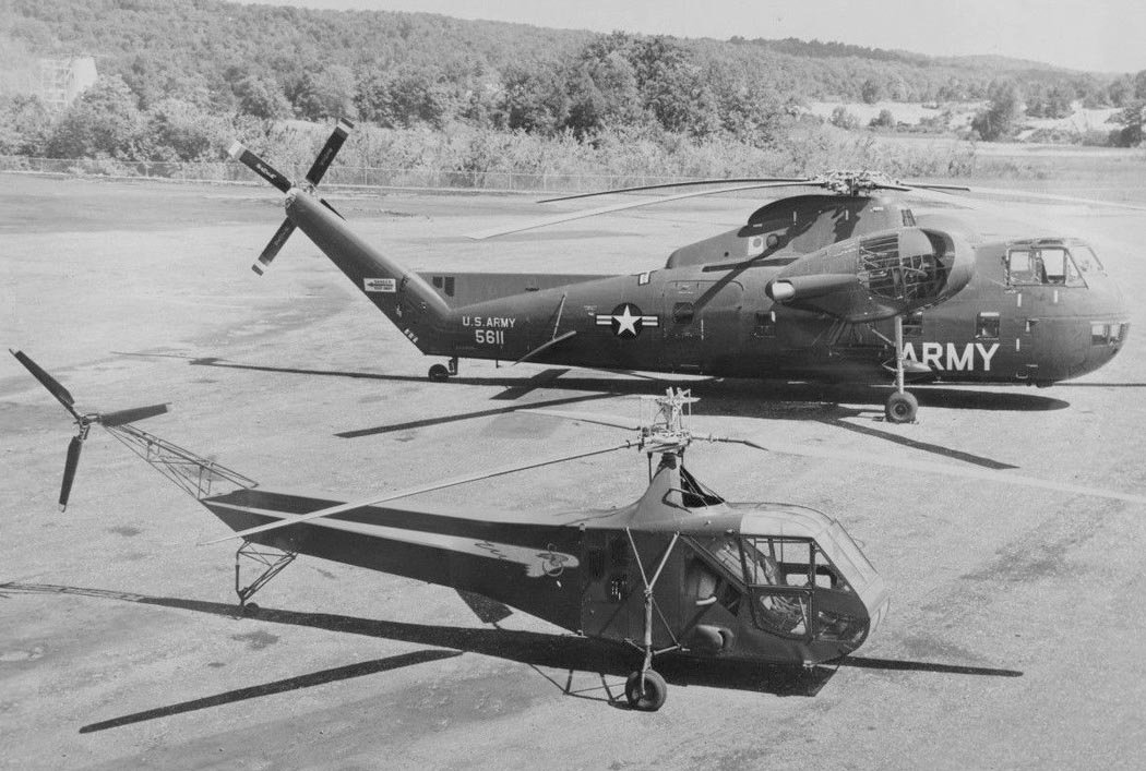 CH-37 Mojave helicopter