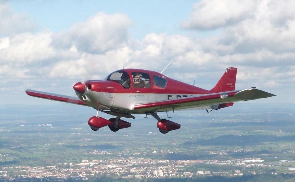 CH-640 Zodiac avión ligero