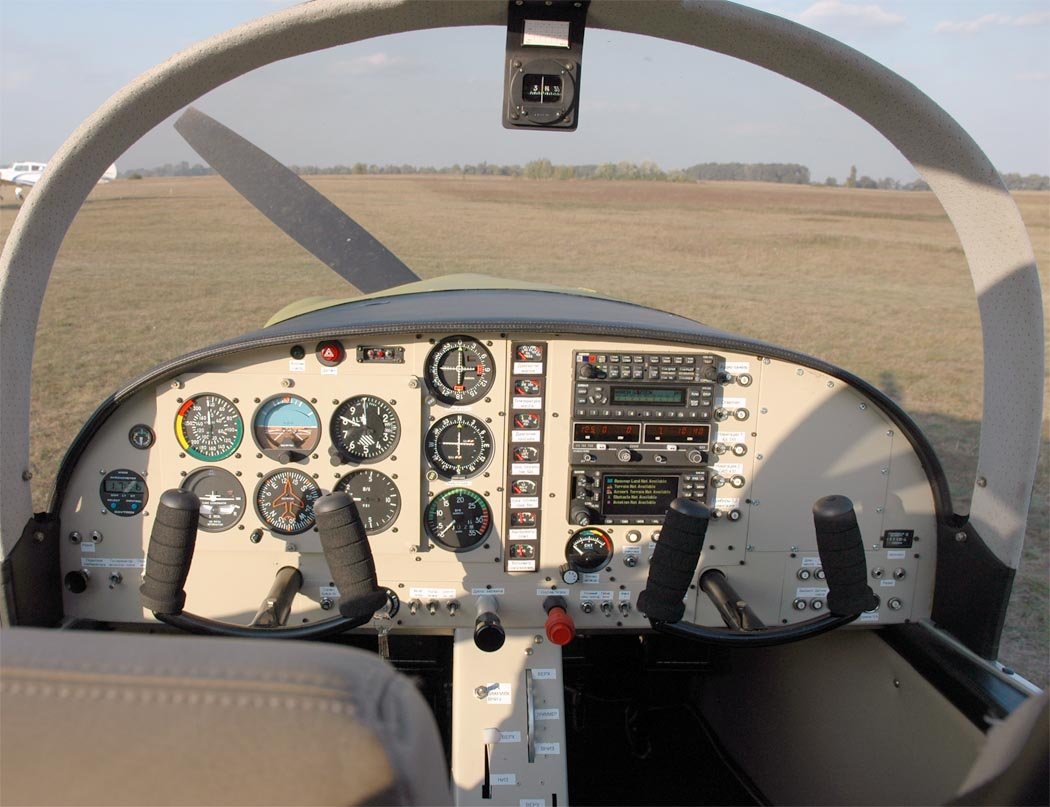 CH-640 Zodiac avión ligero