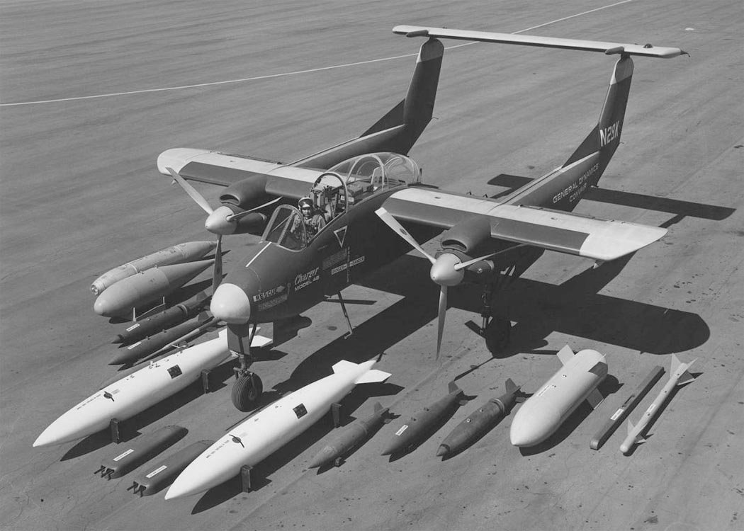 Avión de contrainsurgencia Convair Modelo 48 Charger