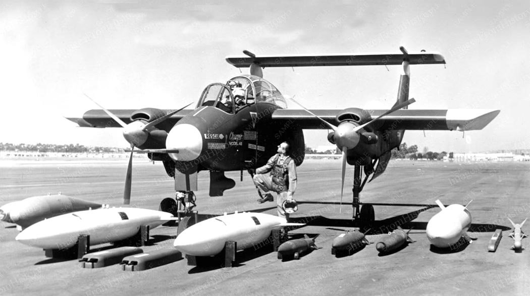 Avión de contrainsurgencia Convair Modelo 48 Charger