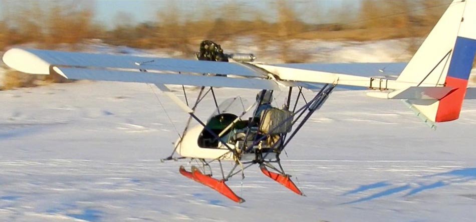Che-15 avión ligero biplaza