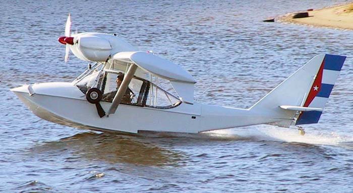Che-22 Korvet hidroavión anfibio