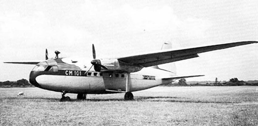 CM.100 avión de transporte