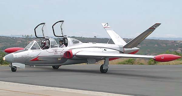 CM.170 Magister entrenador a reacción