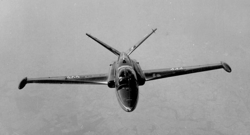 CM.191, avión de enlace y administrativo
