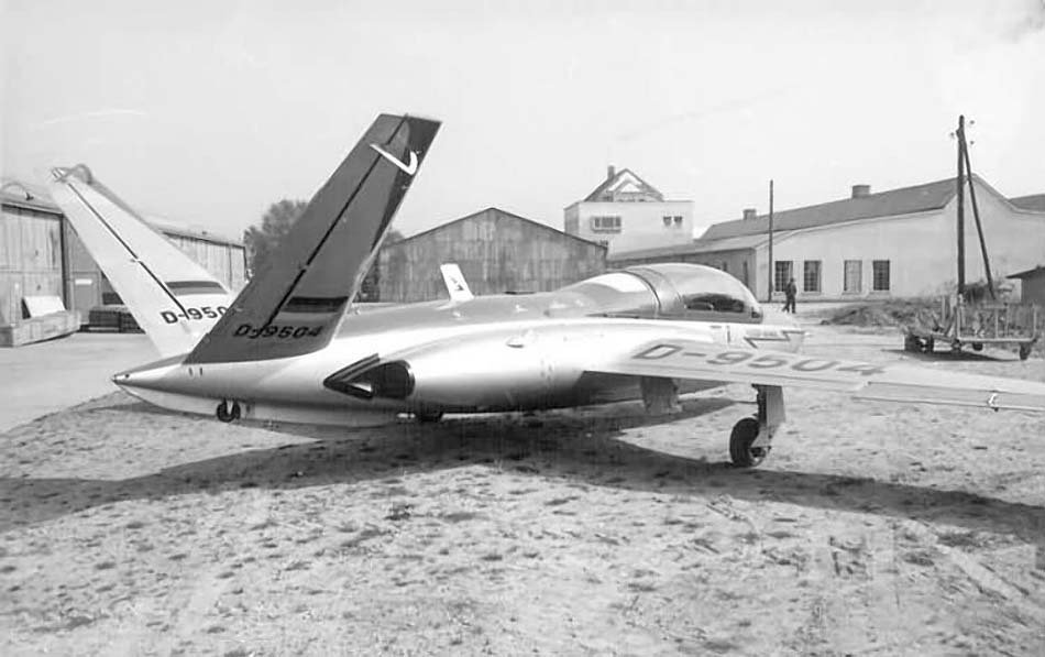 CM.191, avión de enlace y administrativo