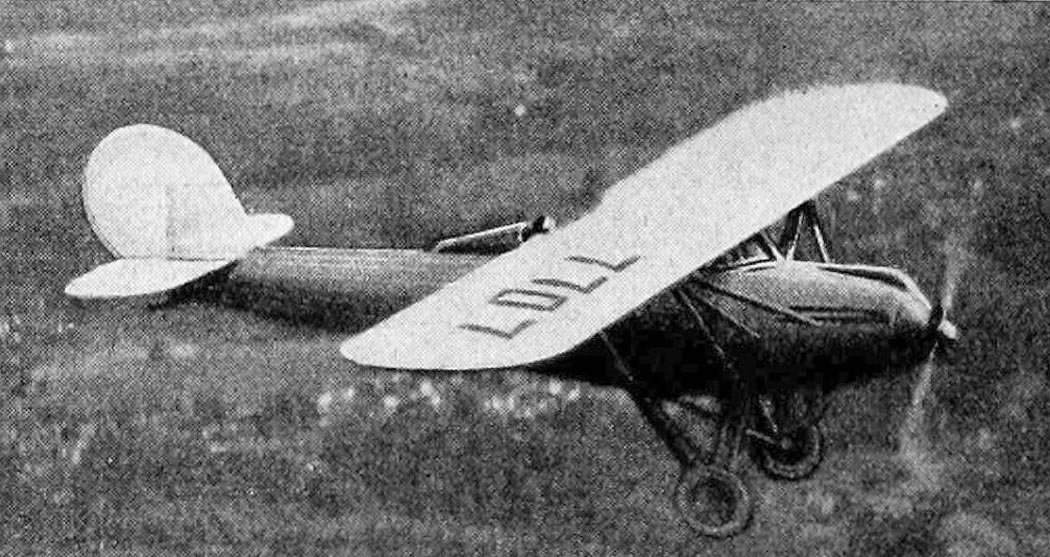 CM-4 avión ligero de ala parasol