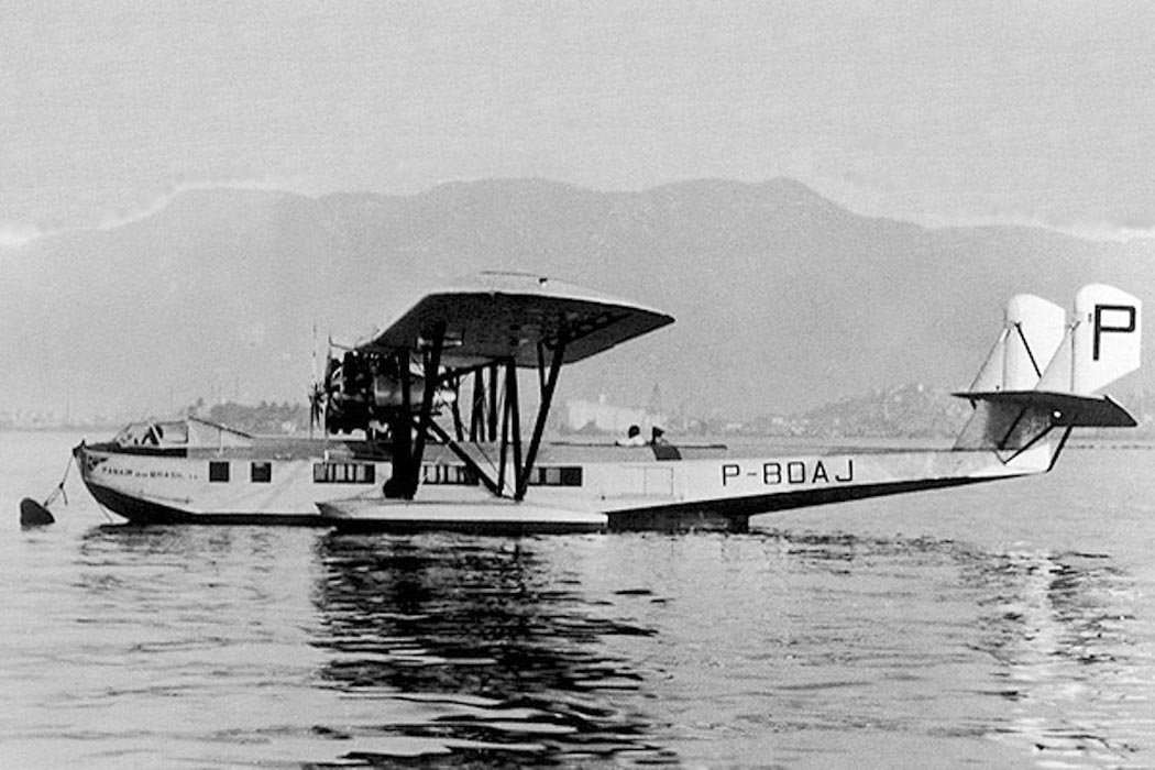 Avión Commodore