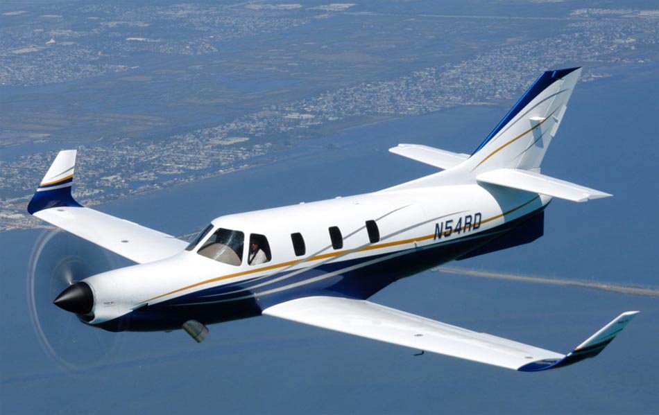Comp Air 12 avión ligero multipropósito