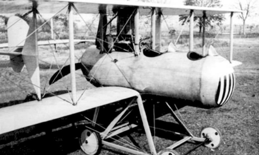 Continental KB-1 biplano