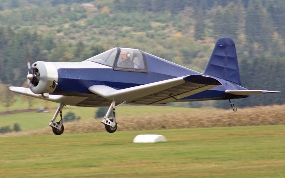 Corsair avión ligero