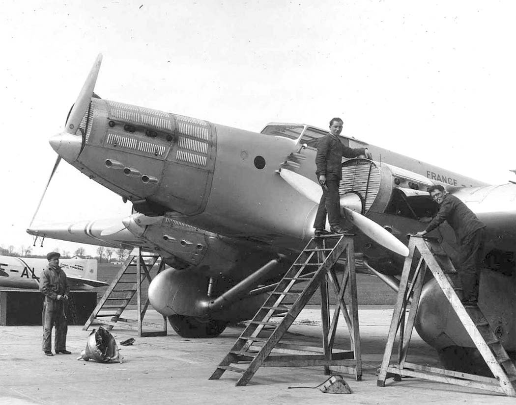 Couzinet 70 Arc en ciel avión