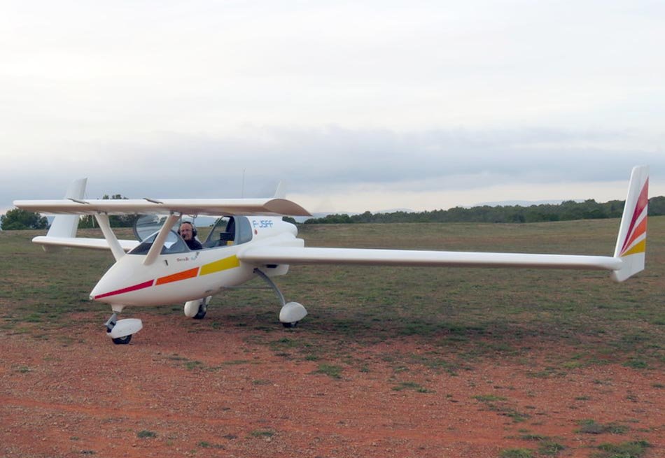 CP-150 Onyx avión ligero